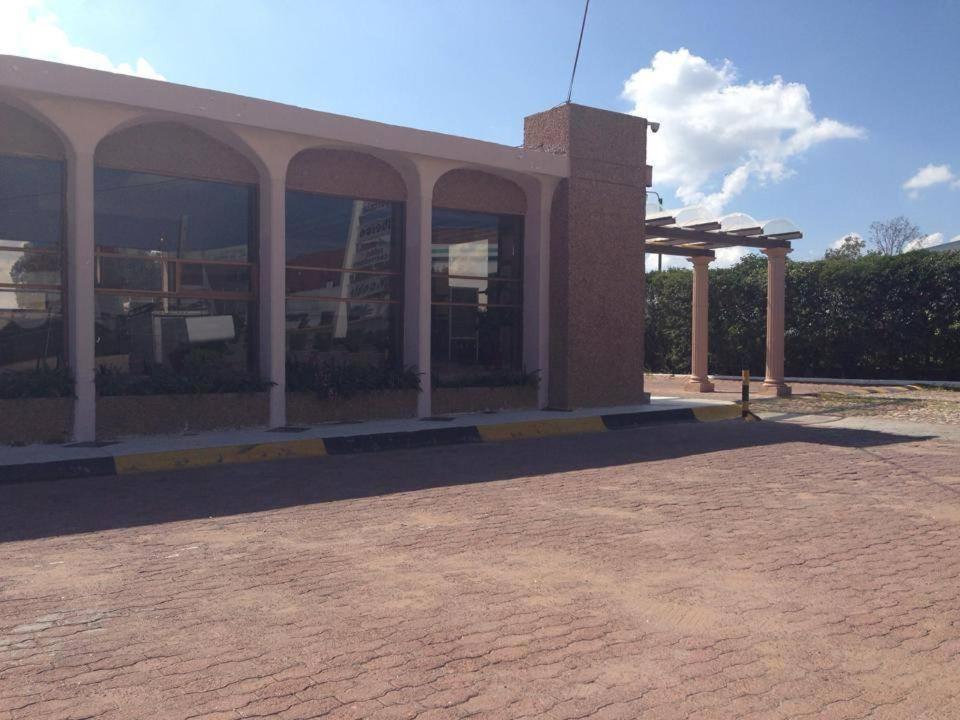 Motel La Fortuna Fresnillo Екстер'єр фото